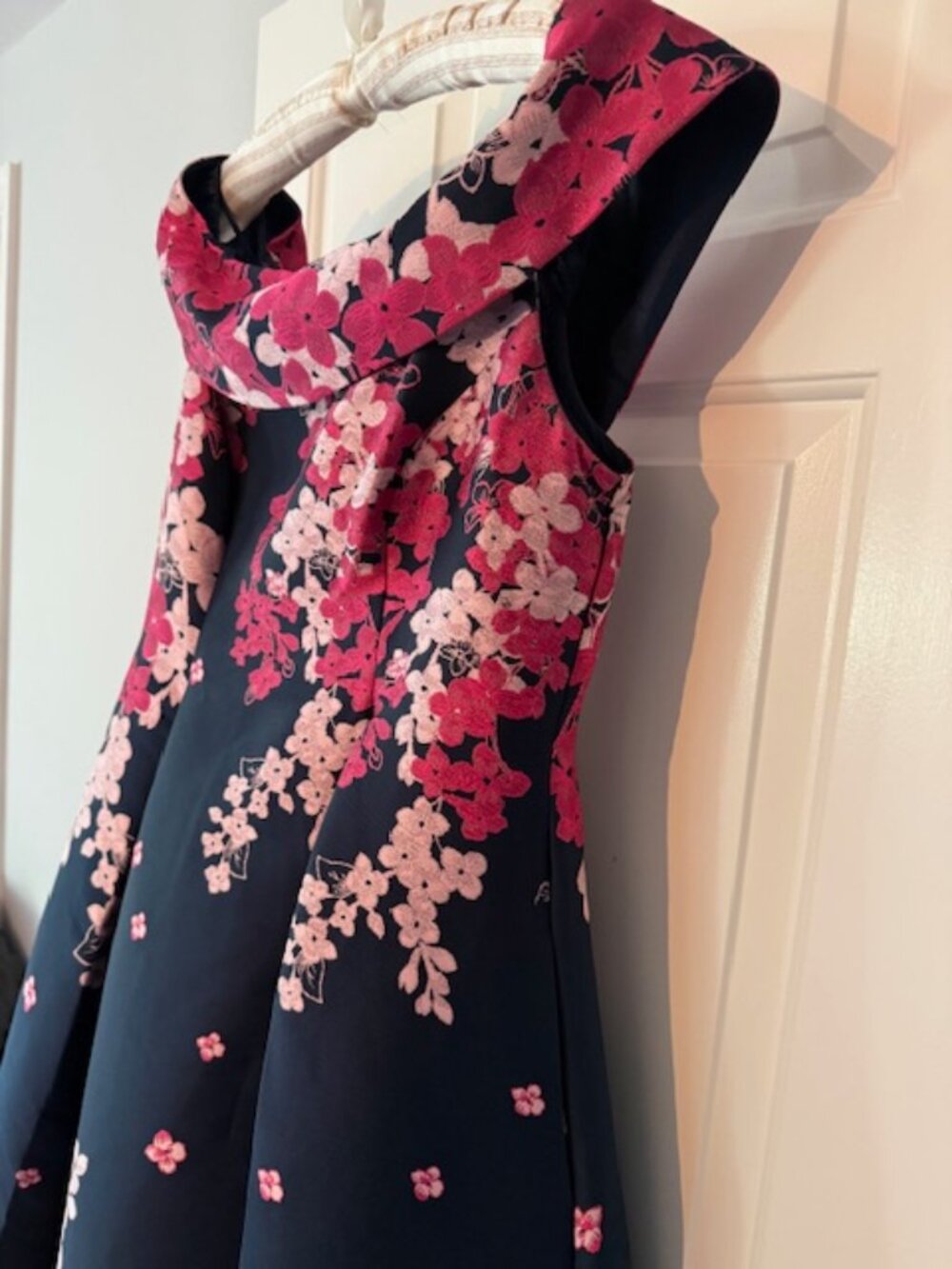 Adrianna Papell Floral Off-the-shoulder Dress, Size 10 - Picture 11 of 15